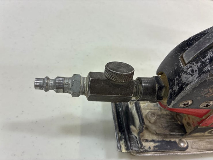 #115281-•-air-sander-image-4