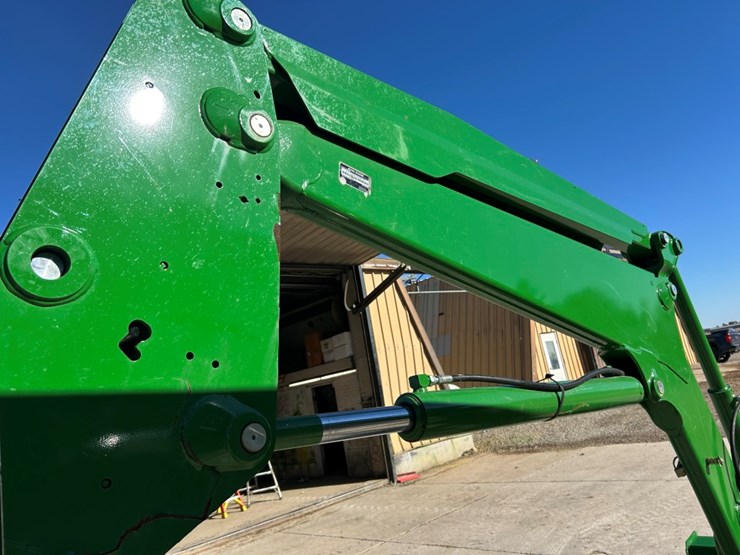 john-deere-700m-image-18