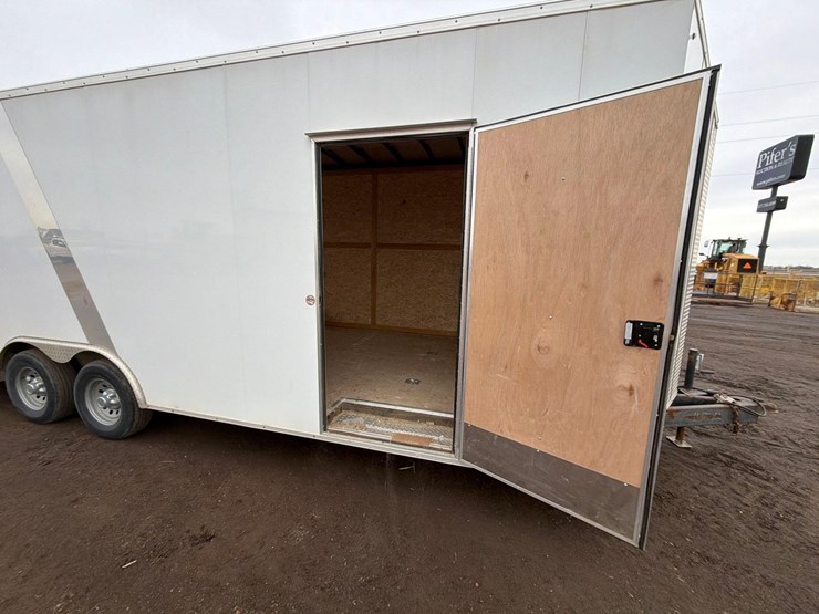 2023-look-enclosed-trailer-image-8