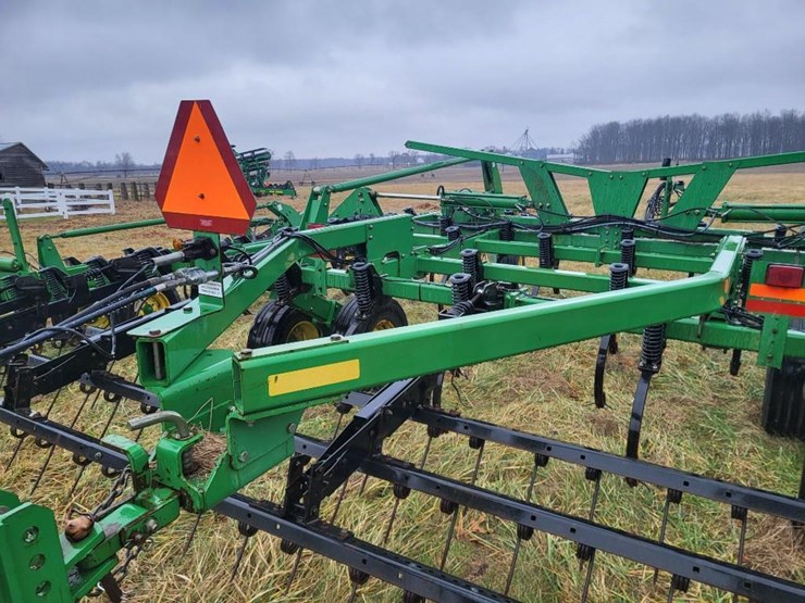 john-deere-2200-image-44