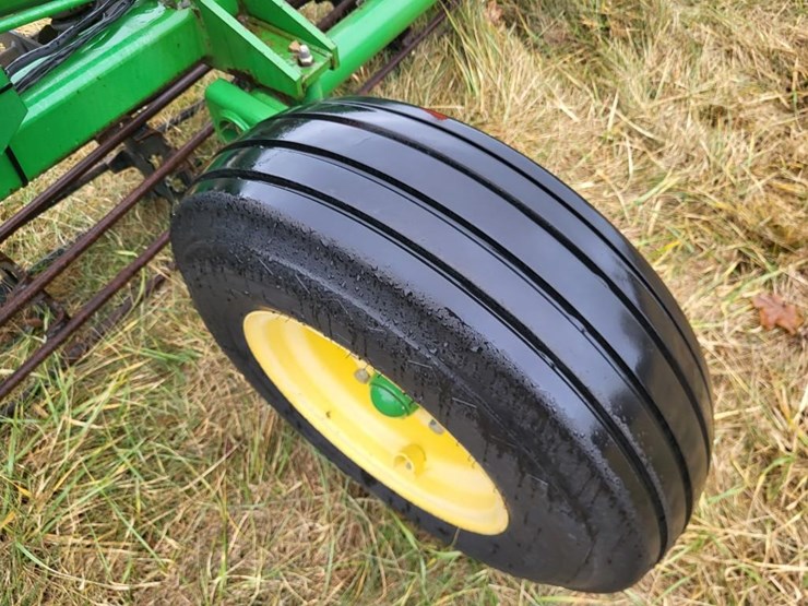 200-john-deere-200-image-16