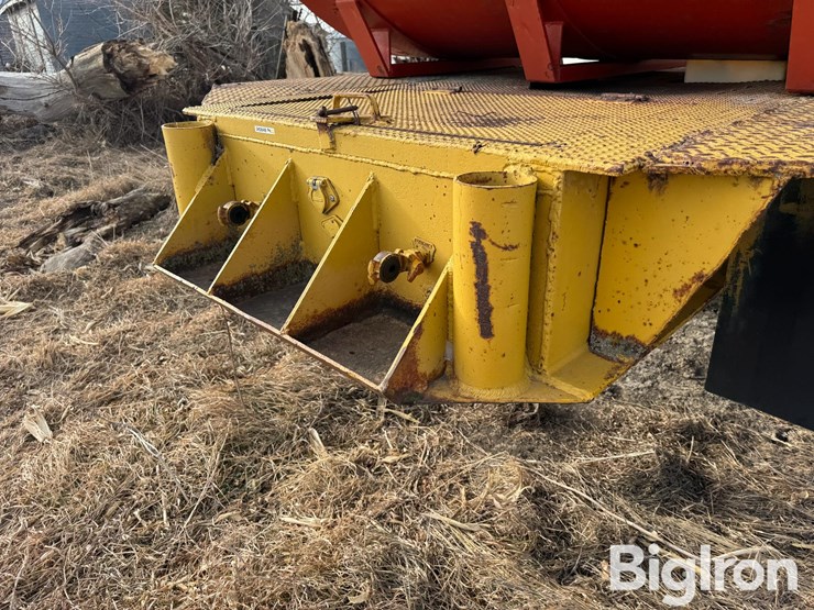 1953-transliner-t/a-drop-deck-sprayer-tender-trailer-image-8