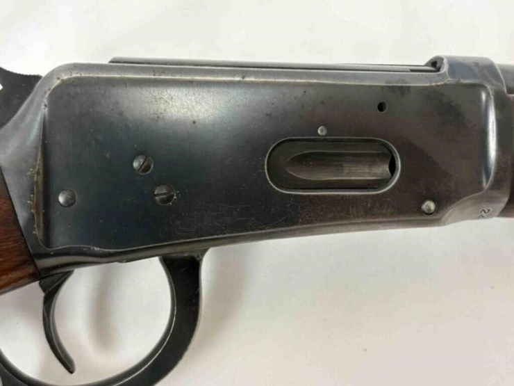 winchester---lever-action-rifle-image-12