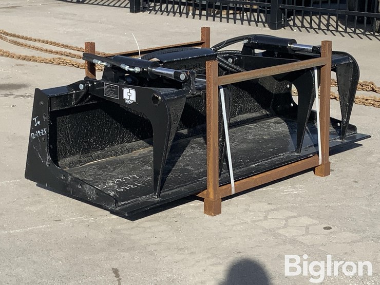 2025-giyi-pg72-72"-skid-steer-plate-grabber-grapple-bucket-image-3