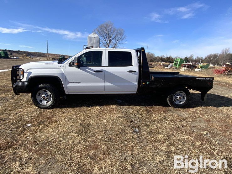 2019-gmc-sierra-2500-image-8