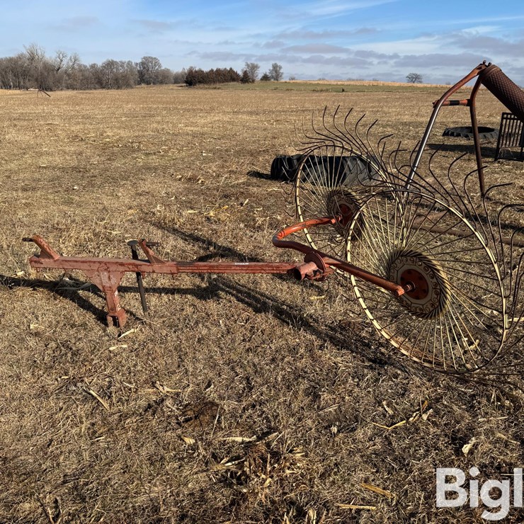 3-PT Hay Inverter Rake