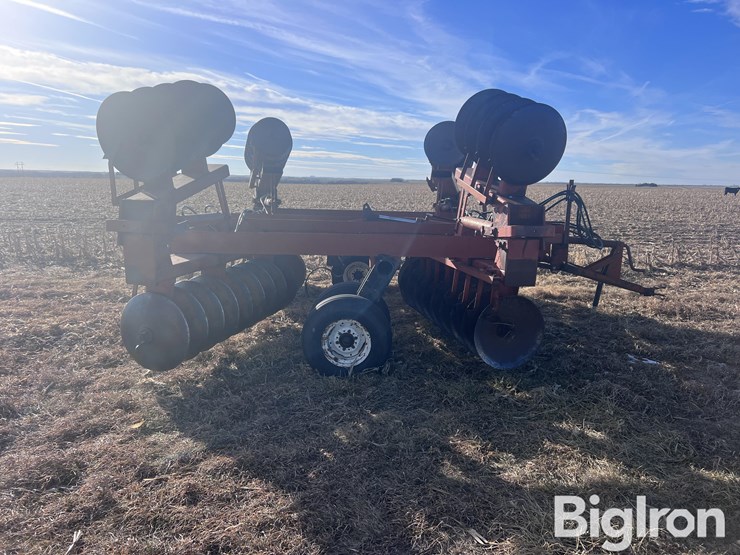 international-485-image-4