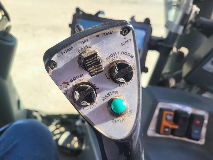 2007-hagie-sts12-image-63