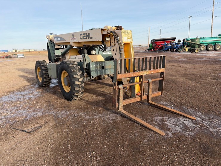 gehl-rs8-44-image-2