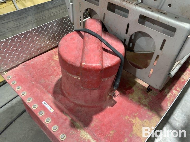 fiberglass-water-tank-w/electric-motor-image-15