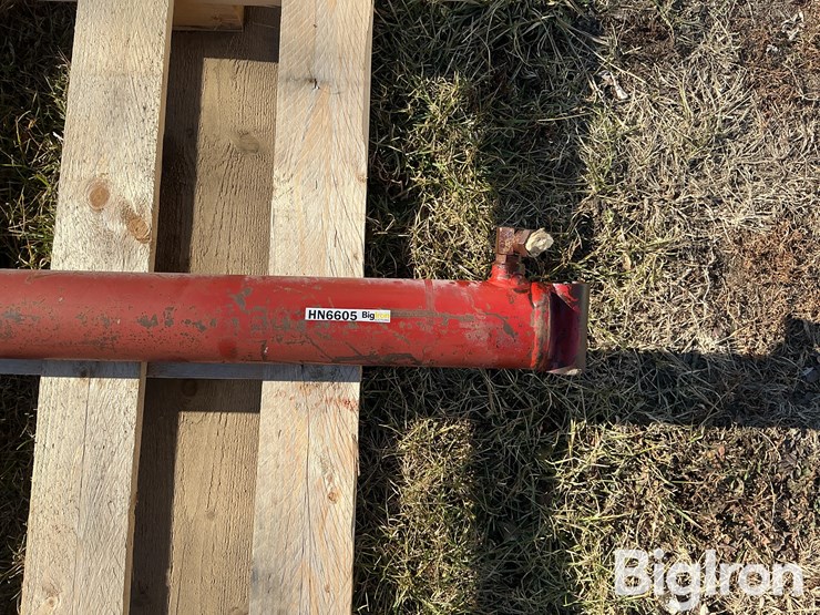 farmhand-lift-cylinder-image-9