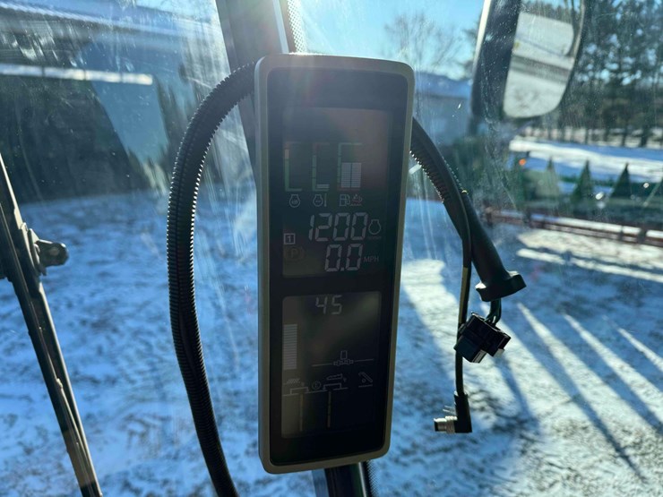 2016-john-deere-s660-image-70