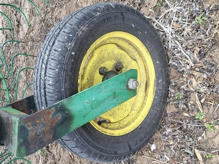 john-deere-704-image-14