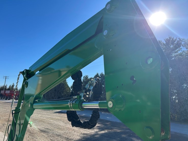 john-deere-700m-image-19