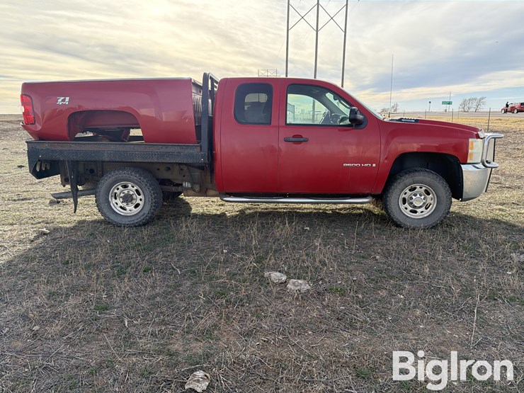 2007-chevrolet-silverado-2500-image-4