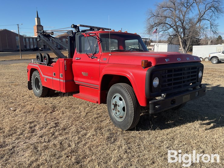 1975-ford-f600-image-3