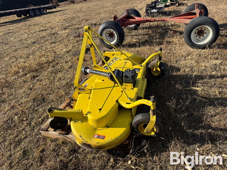 john-deere-72-image-8