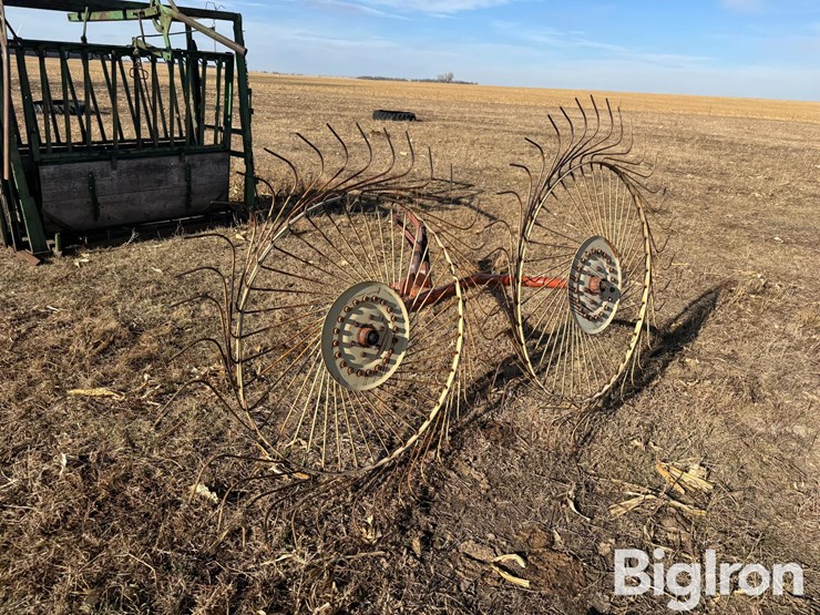 3-pt-hay-inverter-rake-image-8