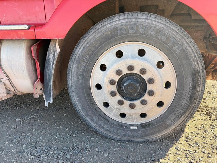 1999-volvo-vnl42t-dump-truck-image-6