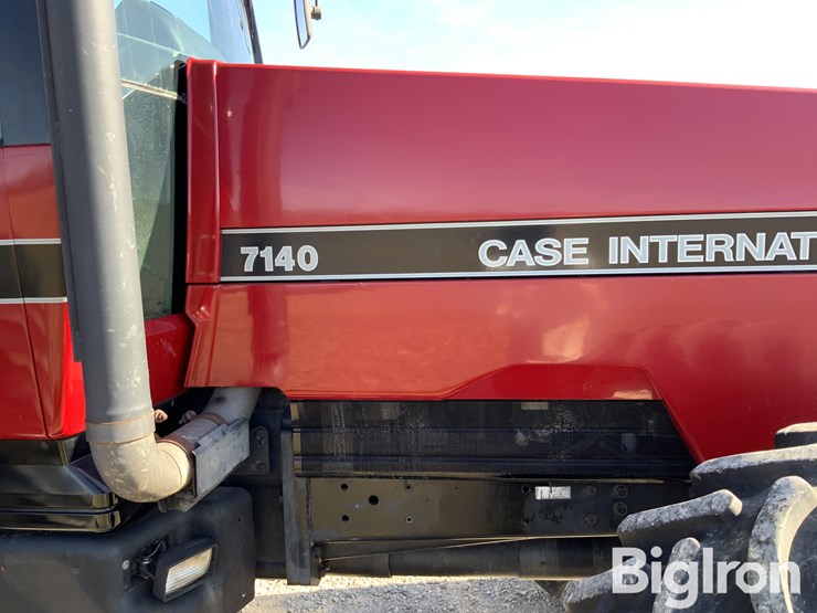 1990-case-ih-7140-image-13
