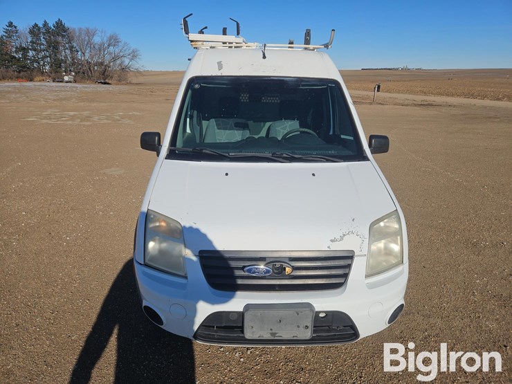 2010-ford-transit-connect-image-2