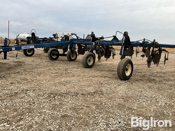 blu-jet-landrunner-image-9