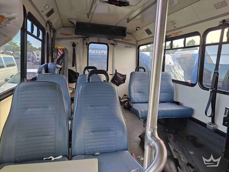 2016-ford-e450-image-20