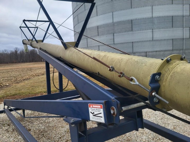 harvest-international-h1062-image-32