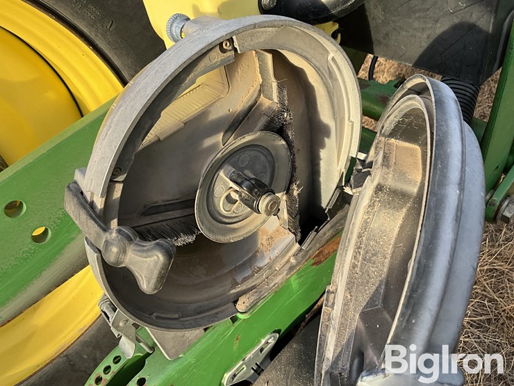 2005-john-deere-1770nt-ccs-image-20