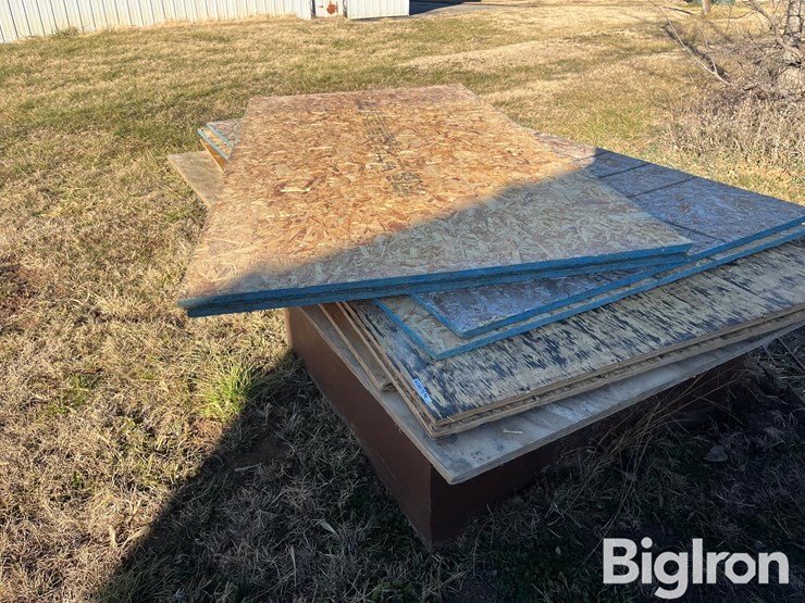 plywood-and-particle-boards-image-1