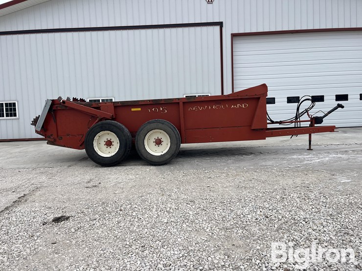 new-holland-195-image-4