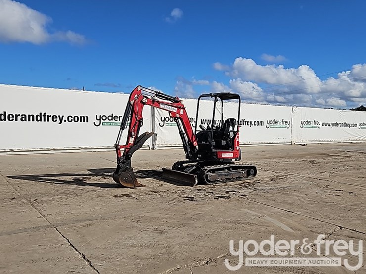 2021-yanmar-vio25-image-2