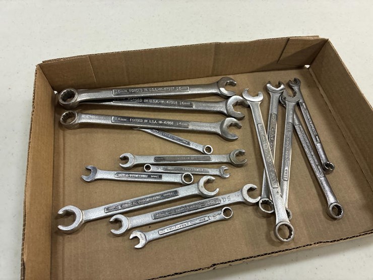#115307-•-box-of-craftsman-metric-wrenches-image-5