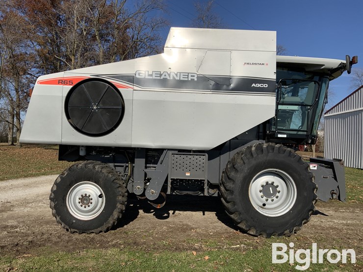 2007-gleaner-r65-image-4