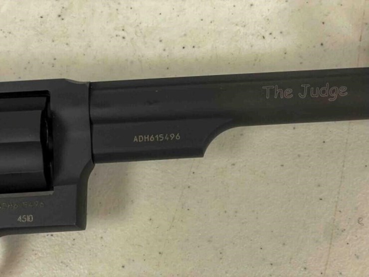 taurus-revolver-image-4