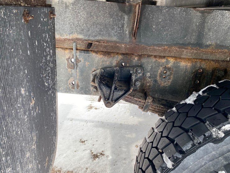 2012-ford-f650-image-17