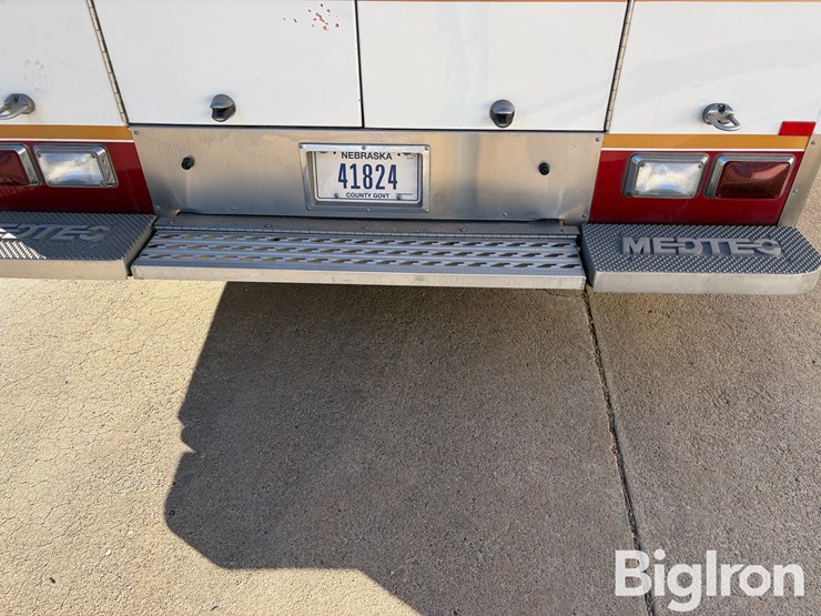 2006-ford-e450-image-16