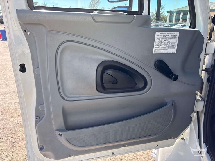 2006-international-durastar-4300-image-14