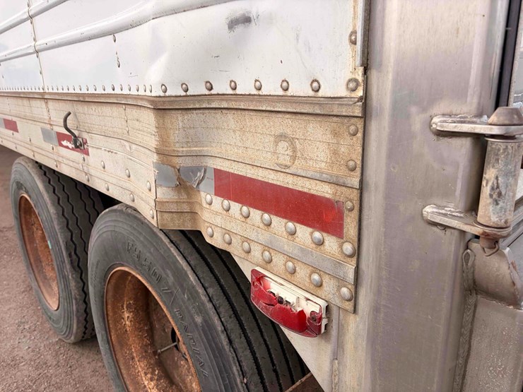 1995-utility-van-image-18