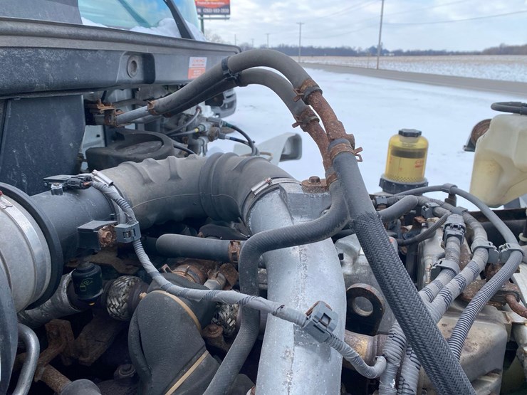 2018-hino-338-image-34