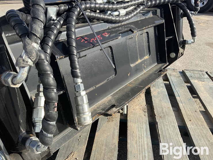 2025-giyi-gy-xkh39f-mini-skid-steer-loader-4-in-1-bucket-image-11