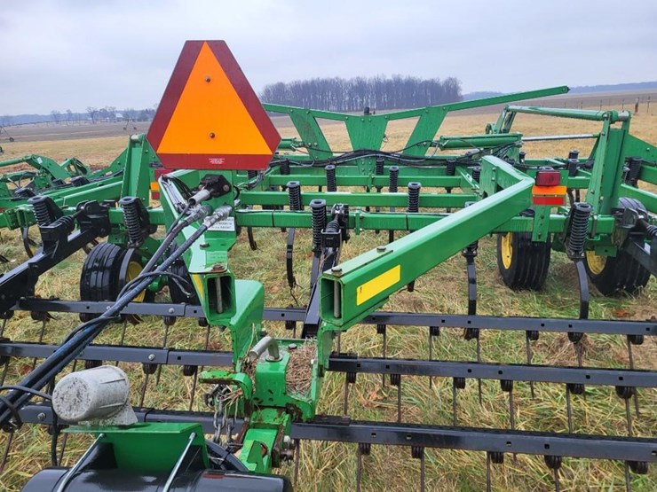 john-deere-2200-image-45