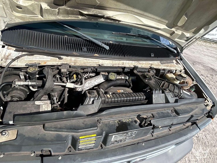 2006-ford-cargo-image-9