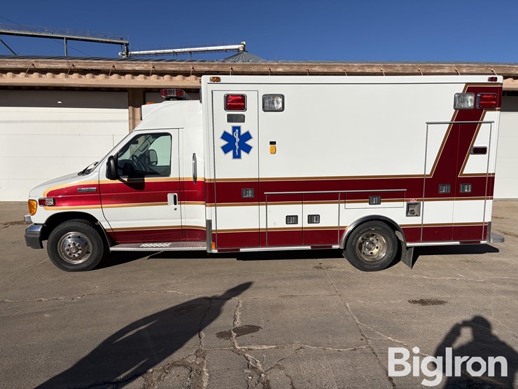 2006-ford-e450-image-8