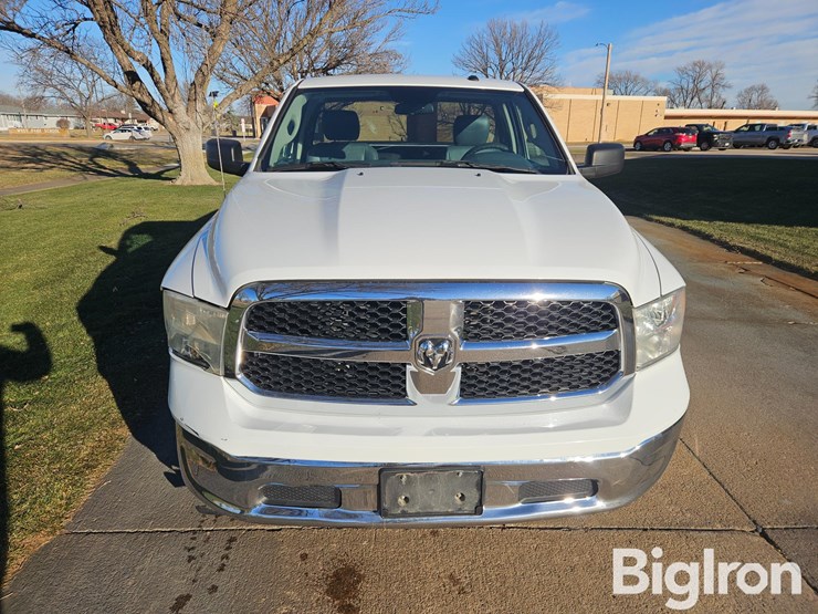 2020-dodge-1500-image-2