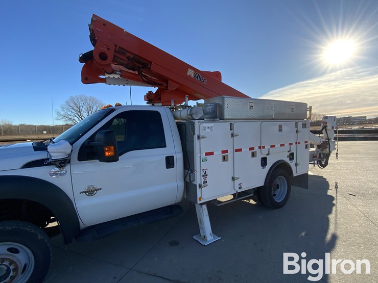 2015-ford-f550-xl-image-16