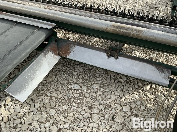 2011-pickett-8030-image-16