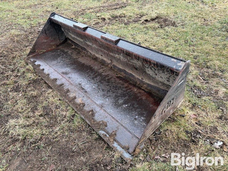 aim-83"-skid-steer-commodity-bucket-image-1