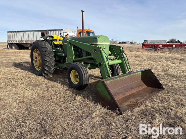 1979-john-deere-2840-image-3