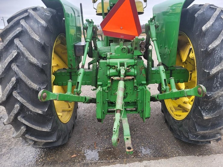2010-john-deere-2010-image-29